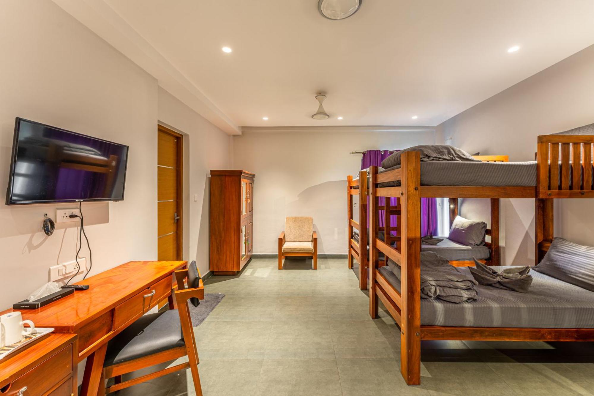 K Mansion Homestay *